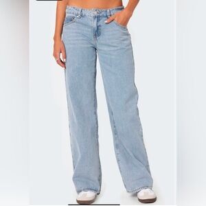 NWT EDIKTED PETITE RAELYNN WASHED LOW RISE JEANS SIZE M